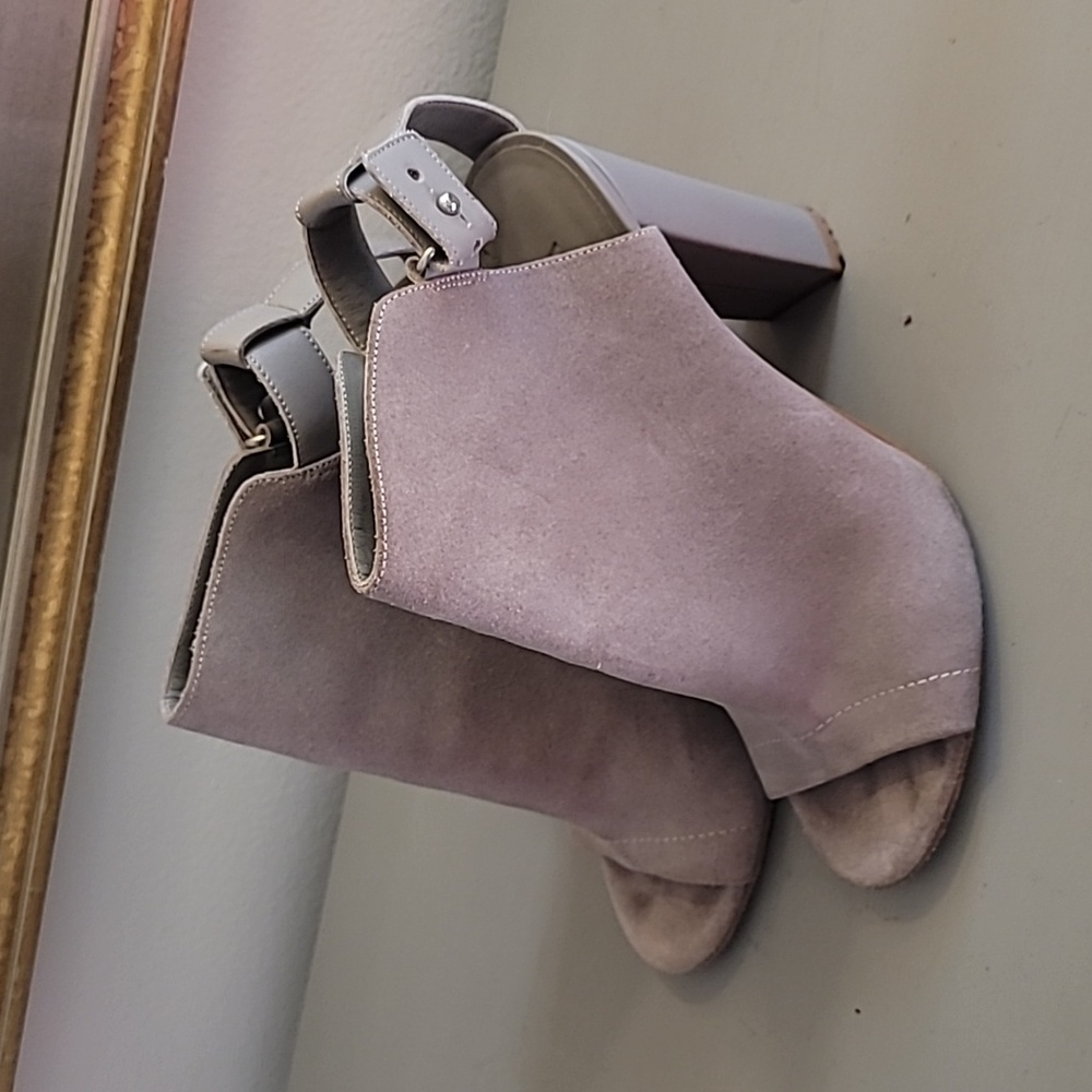 VINCE Taupe/Gray Suede Booties
